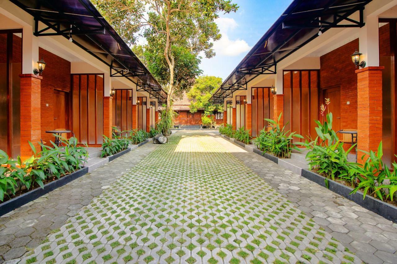 Oyo 1473 Omah Tentrem Syariah Melati Exterior foto